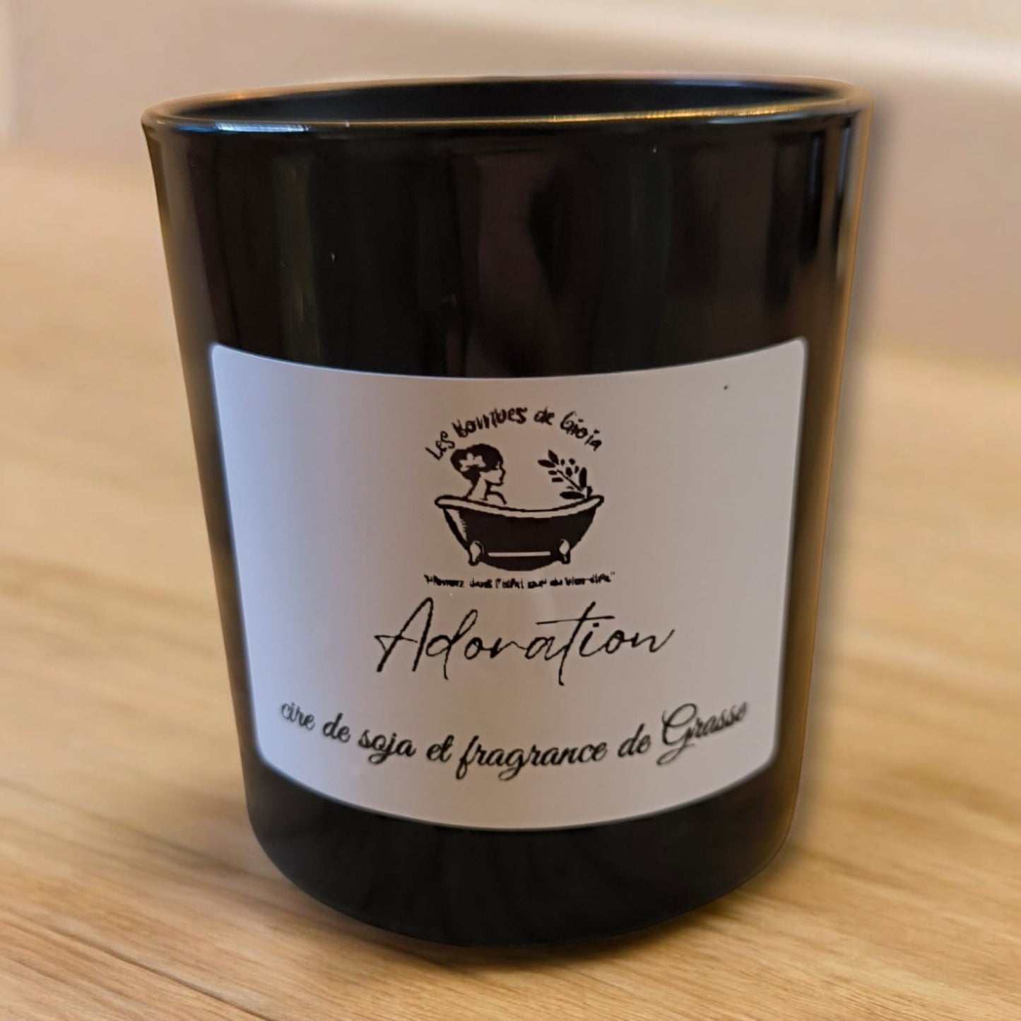 Adoration – Bougie Parfumée Artisanale